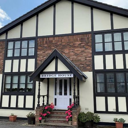 A Charming, Spacious 2 Bedroom Apartment In Lytham Lytham St Annes Kültér fotó
