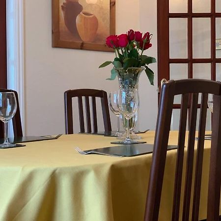 A Charming, Spacious 2 Bedroom Apartment In Lytham Lytham St Annes Kültér fotó